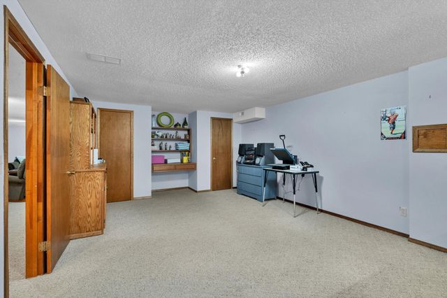 24 E Huntington, Augusta, KS 67010