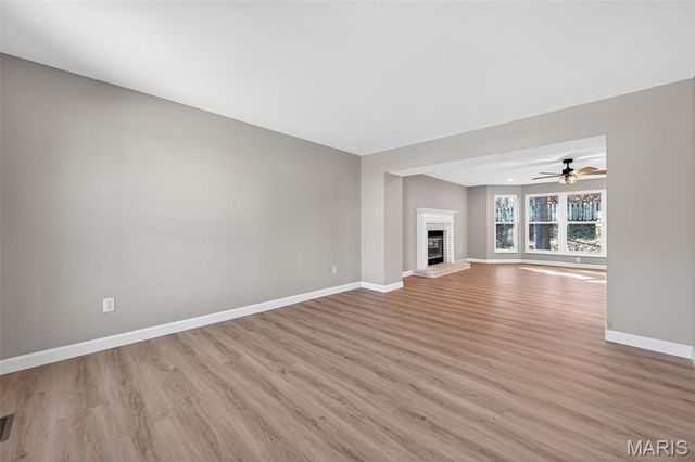 972 San Sebastian Drive, Fenton, MO 63026