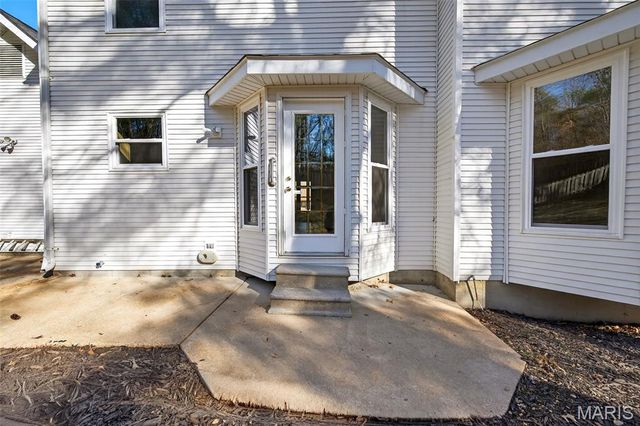 972 San Sebastian Drive, Fenton, MO 63026