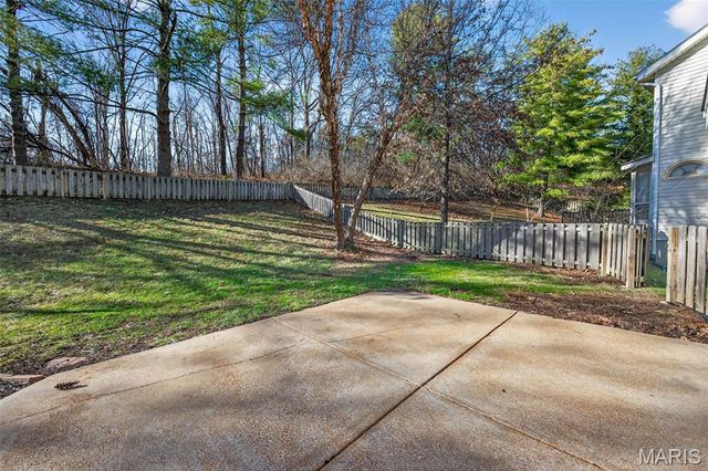 972 San Sebastian Drive, Fenton, MO 63026