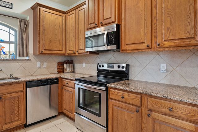 115 Marina Drive, Mabank, TX 75156