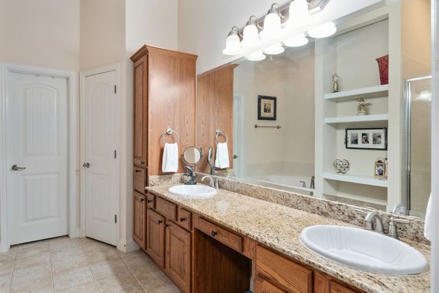 115 Marina Drive, Mabank, TX 75156