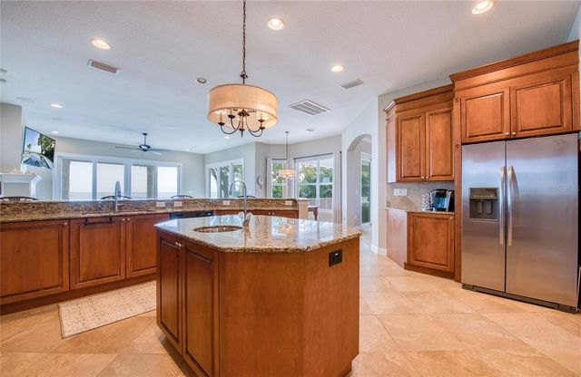 5918 BAHAMA SHORES DRIVE S, St Petersburg, FL 33705