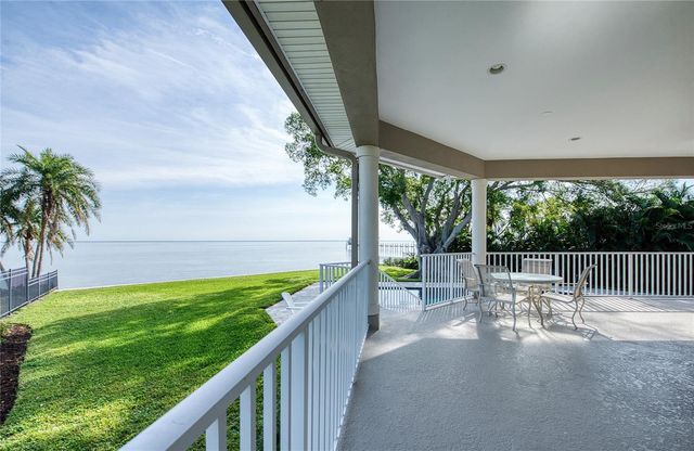 5918 BAHAMA SHORES DRIVE S, St Petersburg, FL 33705