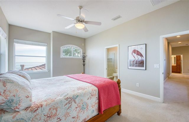 5918 BAHAMA SHORES DRIVE S, St Petersburg, FL 33705