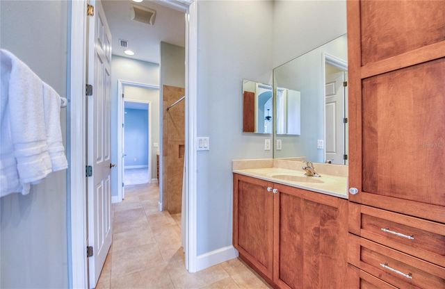 5918 BAHAMA SHORES DRIVE S, St Petersburg, FL 33705