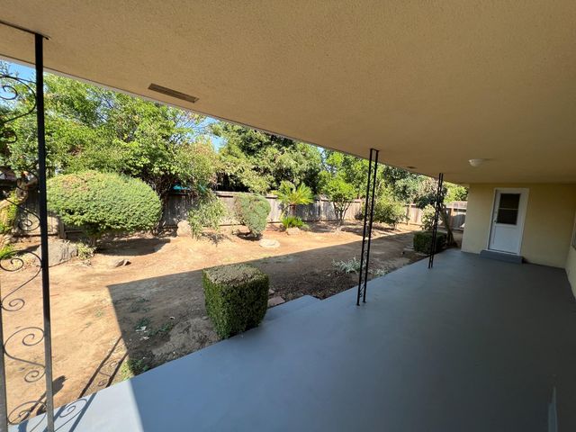 6361 N Bond Street, Fresno, CA 93710