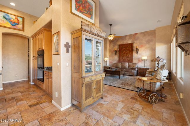 215 WHITE TAIL Drive, Sedona, AZ 86351