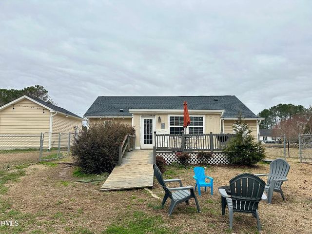 108 Danbury Court, Willow Spring, NC 27592