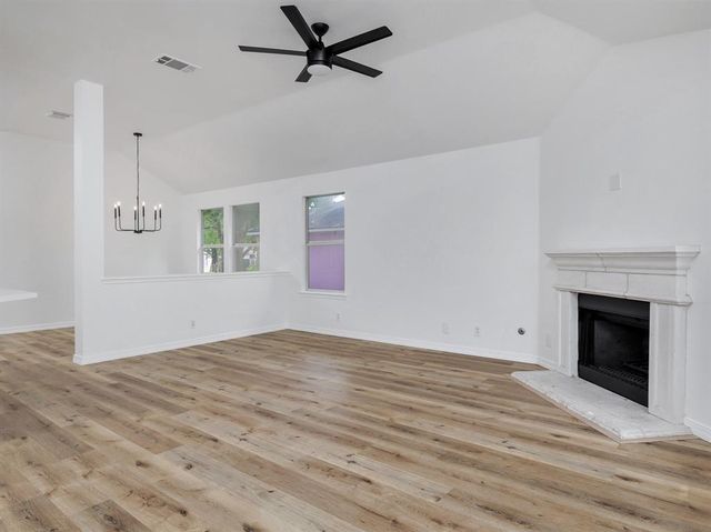 810 Honeysuckle DR, Leander, TX 78641