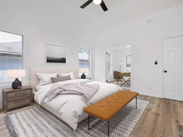 810 Honeysuckle DR, Leander, TX 78641