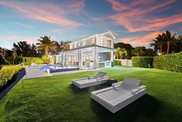 1304 Peninsular Road, Jupiter, FL 33469