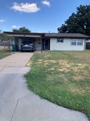 3250 S Euclid, Wichita, KS 67217