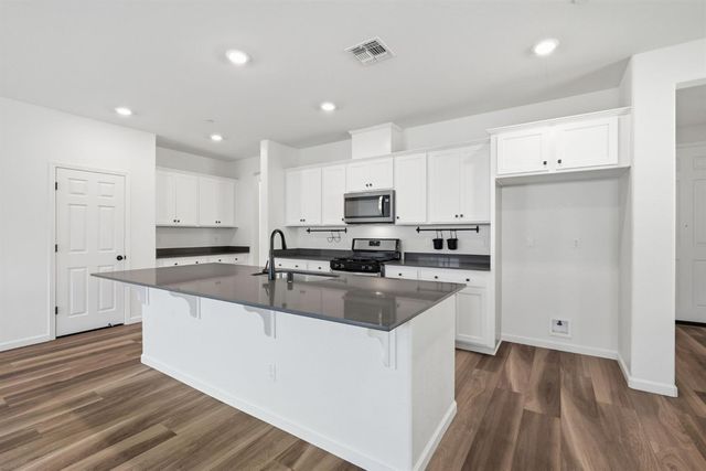 447 Vigo Ct, Lincoln, CA 95648