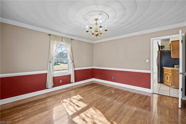 5233 Stratford Chase DR, Virginia Beach, VA 23464