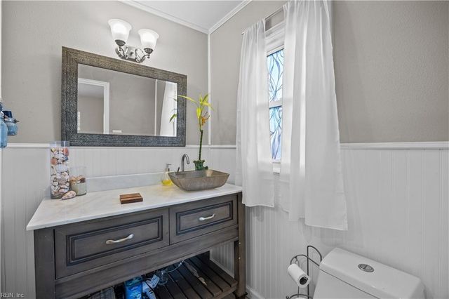 5233 Stratford Chase DR, Virginia Beach, VA 23464