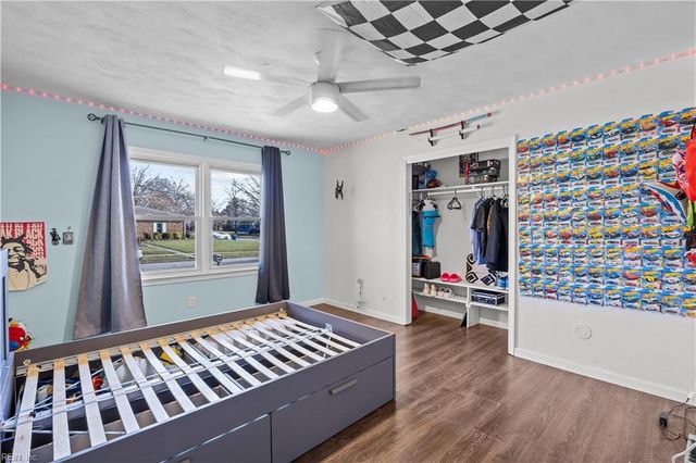 5233 Stratford Chase DR, Virginia Beach, VA 23464