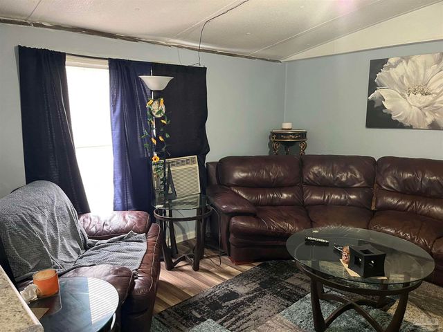 5943 Capitol Dr, Gulf Breeze, FL 32563