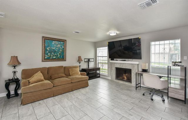 6418 Cambridge Glen Lane, Houston, TX 77035