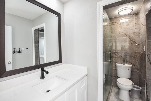 6418 Cambridge Glen Lane, Houston, TX 77035