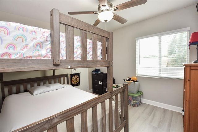 6418 Cambridge Glen Lane, Houston, TX 77035