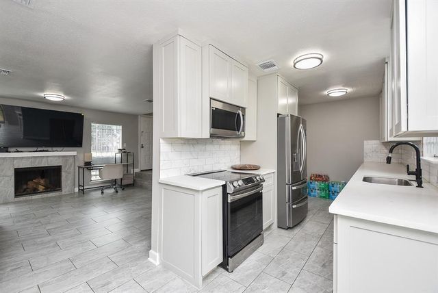 6418 Cambridge Glen Lane, Houston, TX 77035