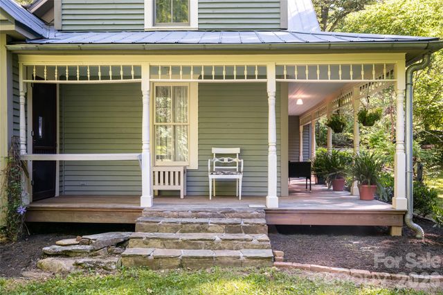 741 Morrow Branch Road, Leicester, NC 28748
