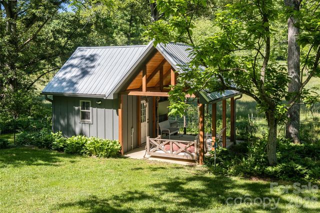 741 Morrow Branch Road, Leicester, NC 28748