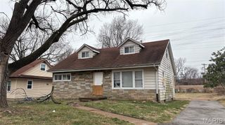 6937 Berkridge Court, Hazelwood, MO 63042