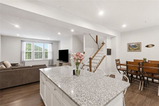 117 Moyer Hill Dr, Cranberry Twp, PA 16066