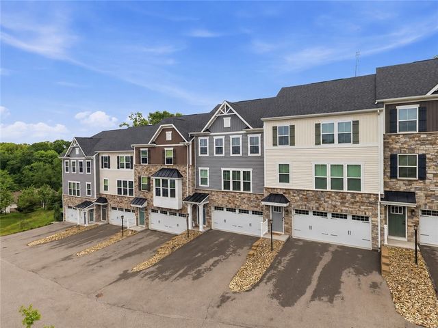 117 Moyer Hill Dr, Cranberry Twp, PA 16066