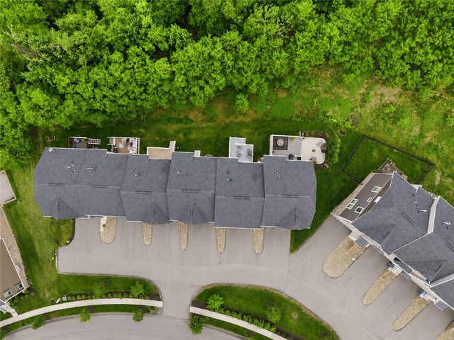 117 Moyer Hill Dr, Cranberry Twp, PA 16066