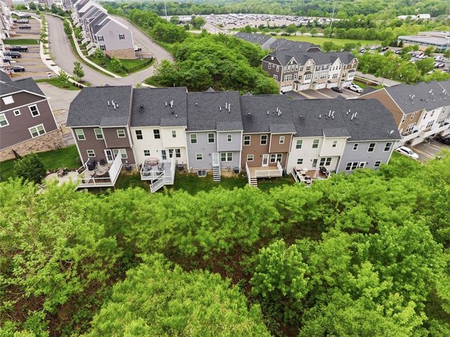 117 Moyer Hill Dr, Cranberry Twp, PA 16066