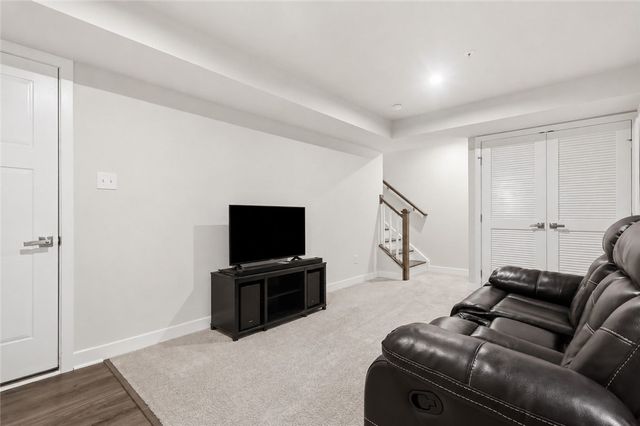 117 Moyer Hill Dr, Cranberry Twp, PA 16066