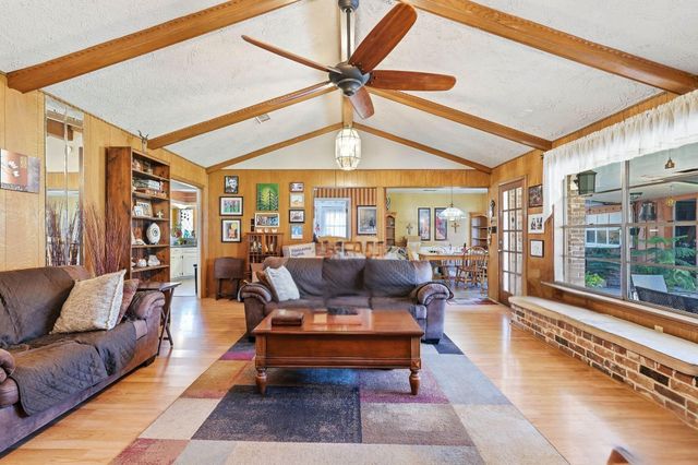 210 Basswood Drive, Spring, TX 77386