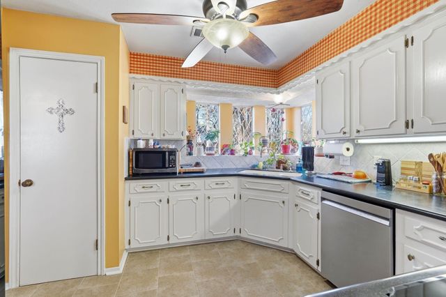 210 Basswood Drive, Spring, TX 77386