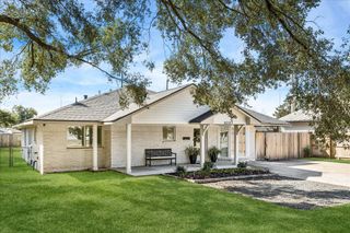 6003 W 43rd Street, Houston, TX 77092