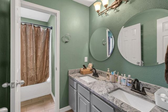230 Shekel Lane, Houston, TX 77015