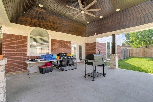 230 Shekel Lane, Houston, TX 77015
