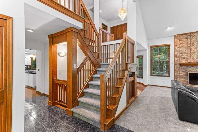 2534 Farmdale Drive, Sterling Heights, MI 48314