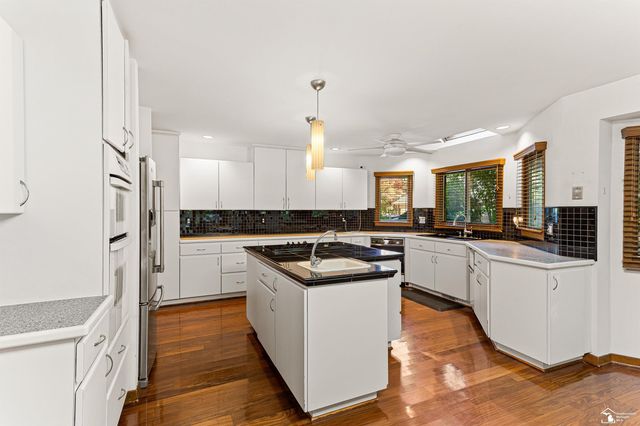 2534 Farmdale Drive, Sterling Heights, MI 48314