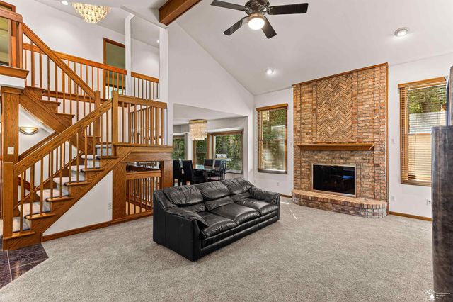 2534 Farmdale Drive, Sterling Heights, MI 48314