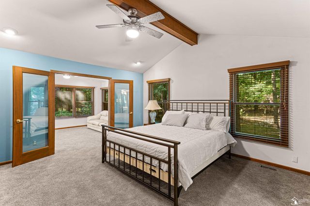 2534 Farmdale Drive, Sterling Heights, MI 48314