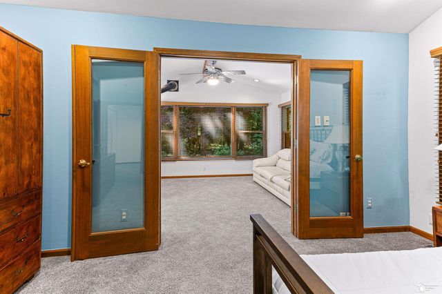 2534 Farmdale Drive, Sterling Heights, MI 48314