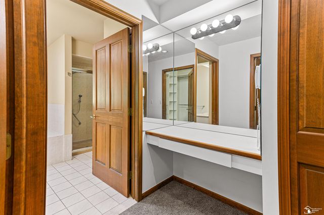2534 Farmdale Drive, Sterling Heights, MI 48314