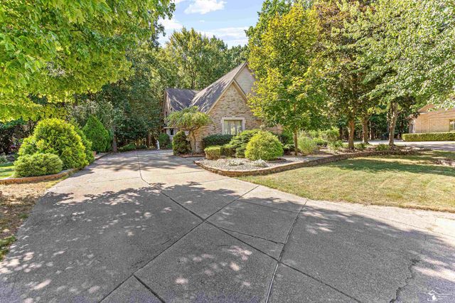 2534 Farmdale Drive, Sterling Heights, MI 48314