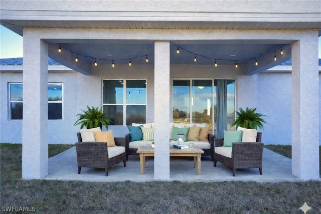 1062 Jay CT, Labelle, FL 33935