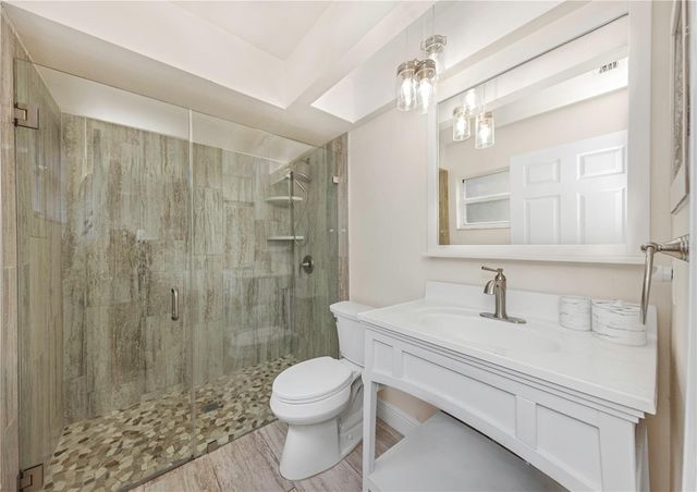 2437 HAWK AVENUE, Palm Harbor, FL 34683