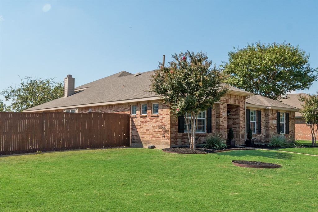 2408 Creekdale Drive, Denton, TX 76210 — photo 5