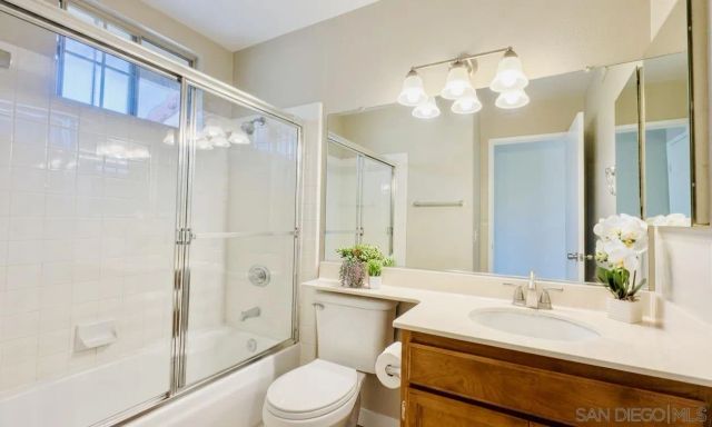 10911 Creekbridge Place, San Diego, CA 92128